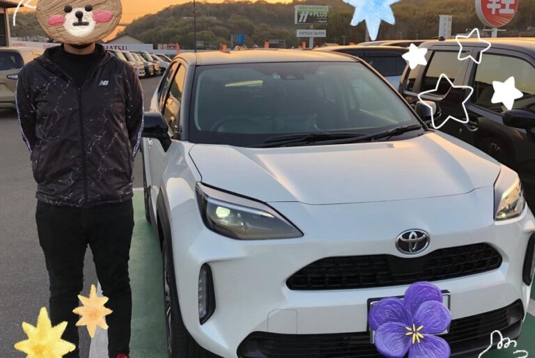 納車式 笠岡市N様 ヤリスクロス