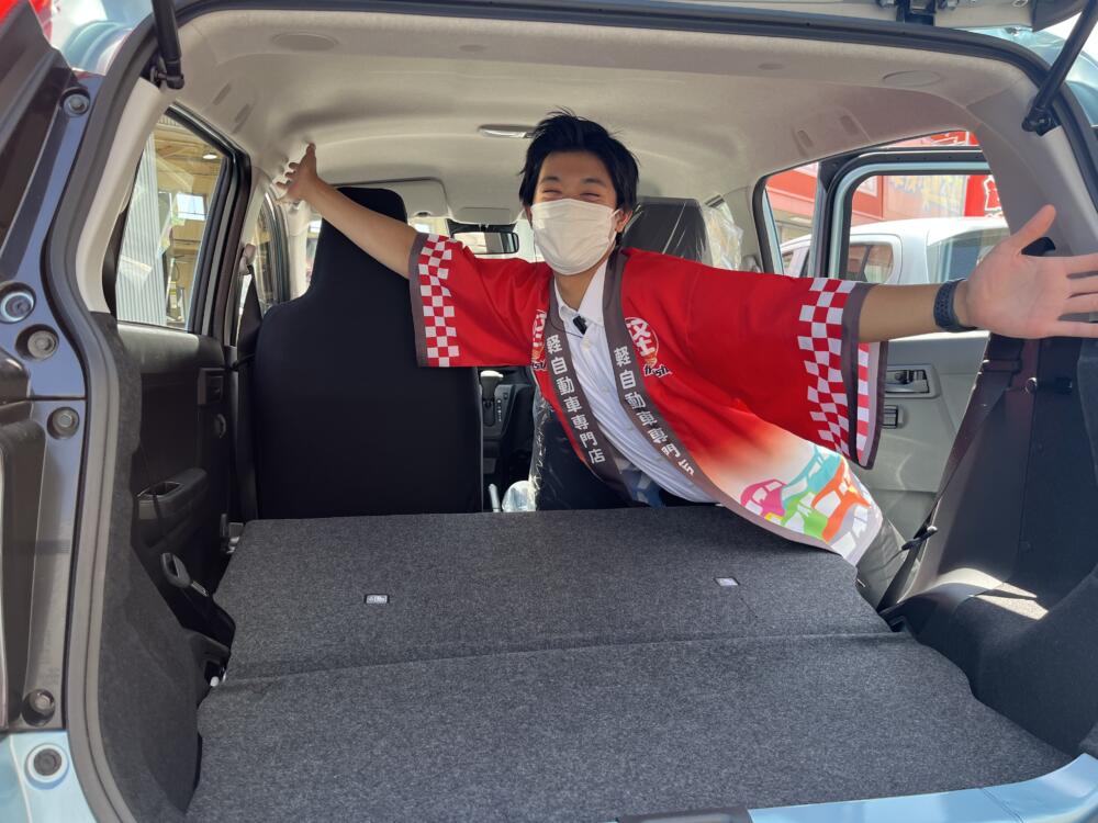 身長180㎝のガッチリ体系の男性が両手を広げられる広さです！