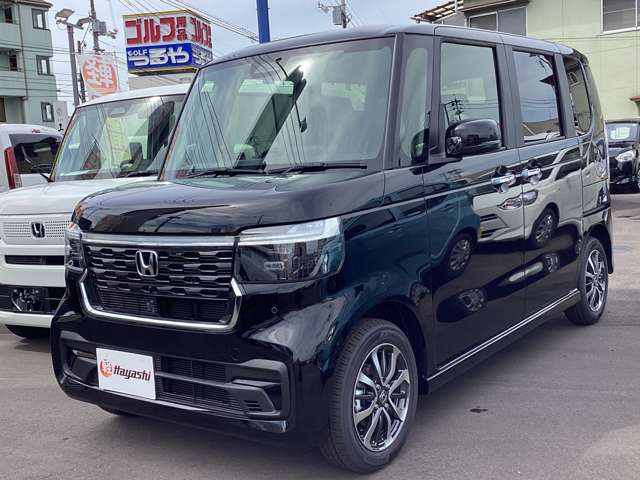 ホンダ N-BOX カスタム 届出済未使用車 走行距離10km以下 車検1年以上あり 車台番号999