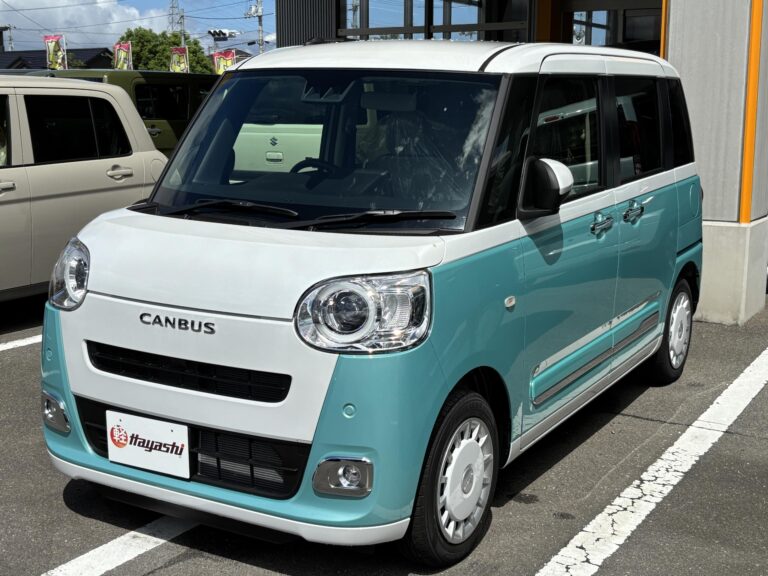 ダイハツ ムーヴキャンバス ストライプスG 届出済未使用車 走行距離1,000km以下 車検1年以上あり 車台番号205