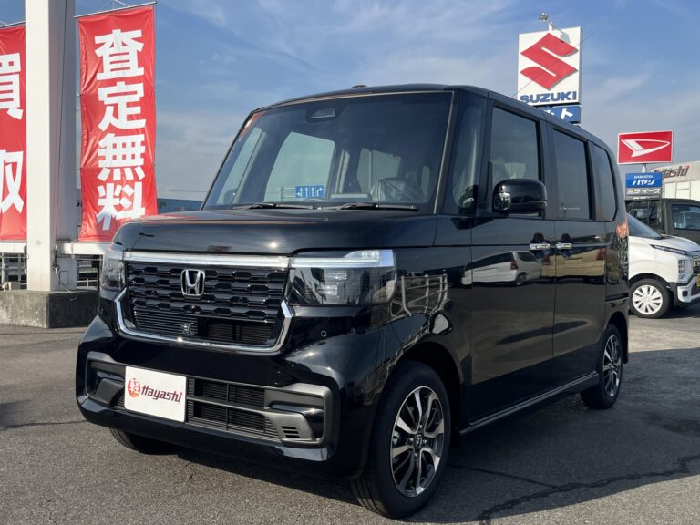 ホンダ N-BOX カスタム 届出済未使用車 走行距離10km以下 車検1年以上あり 車台番号013