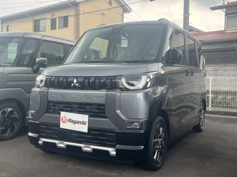 三菱 デリカミニ G Premium 届出済未使用車 走行距離10km以下 車検1年以上あり 車台番号004