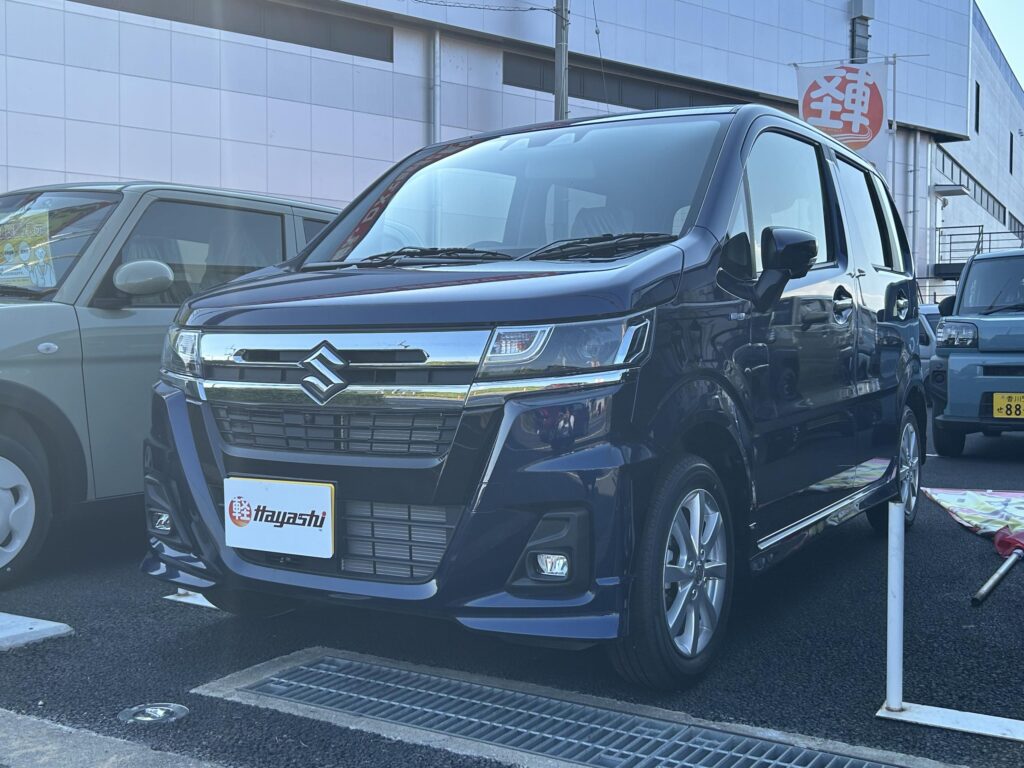 スズキ ワゴンR カスタムZ HYBRID ZX 届出済未使用車 走行距離8km