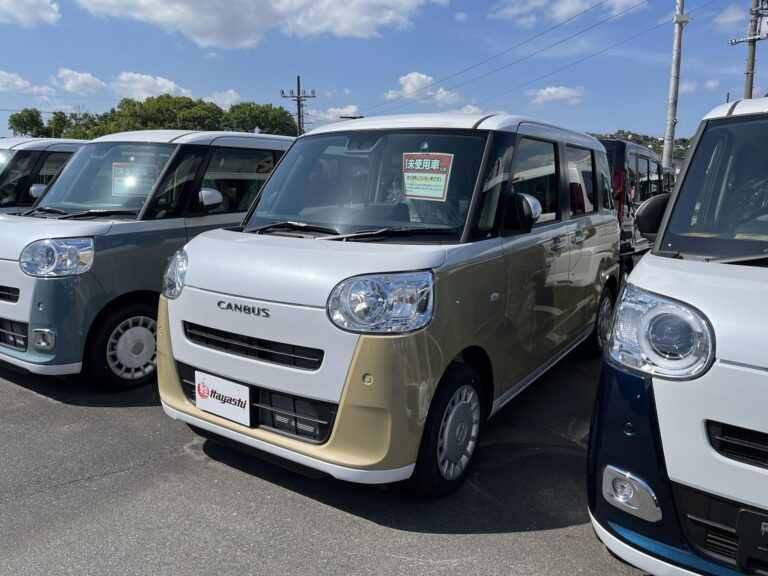 ダイハツ ムーヴキャンバス ストライプスX 届出済未使用車 走行距離10km以下 車検1年以上あり 車台番号474