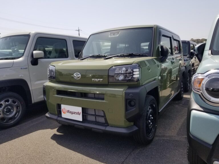 ダイハツ タフト X 届出済未使用車 走行距離10km以下 車検1年以上あり 車台番号037