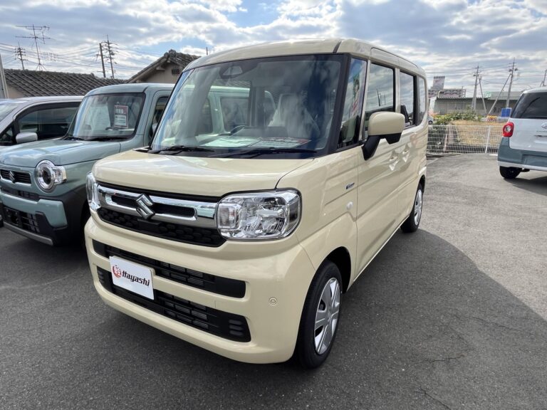 スズキ スペーシア HYBRID G 届出済未使用車 走行距離1,000km以下 車検1年以上あり 車台番号879