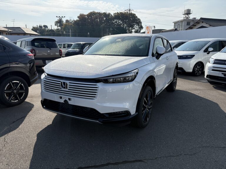 ホンダ ヴェゼル e:HEV Z 中古車 走行距離10km以下 車検1年以上あり 車台番号424