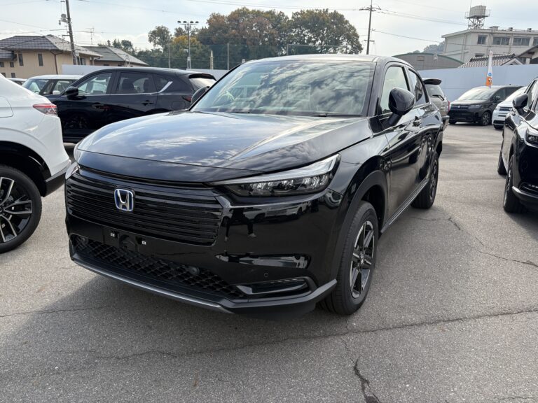 ホンダ ヴェゼル e:HEV X 中古車 走行距離10km以下 車検1年以上あり 車台番号519