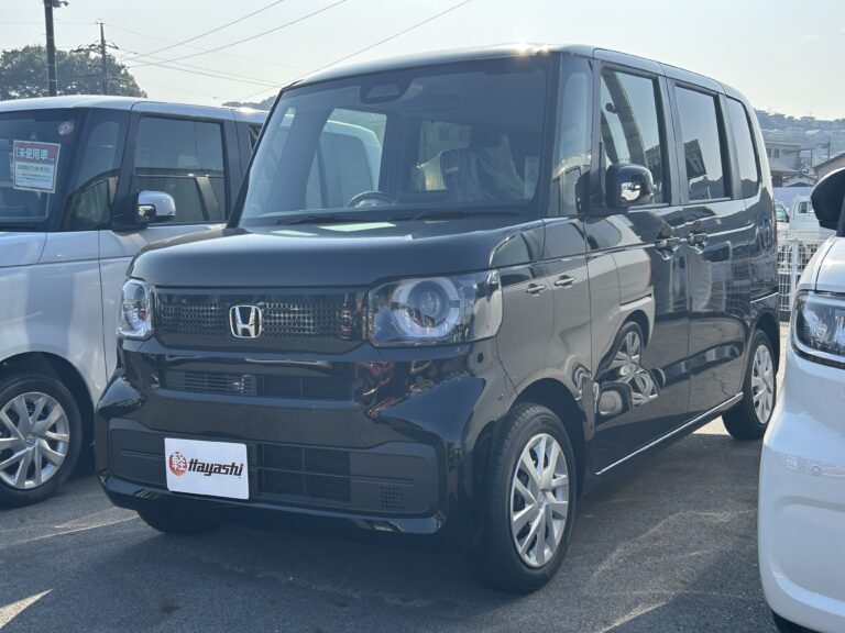 ホンダ N-BOX 届出済未使用車 走行距離10km以下 車検1年以上あり 車台番号690