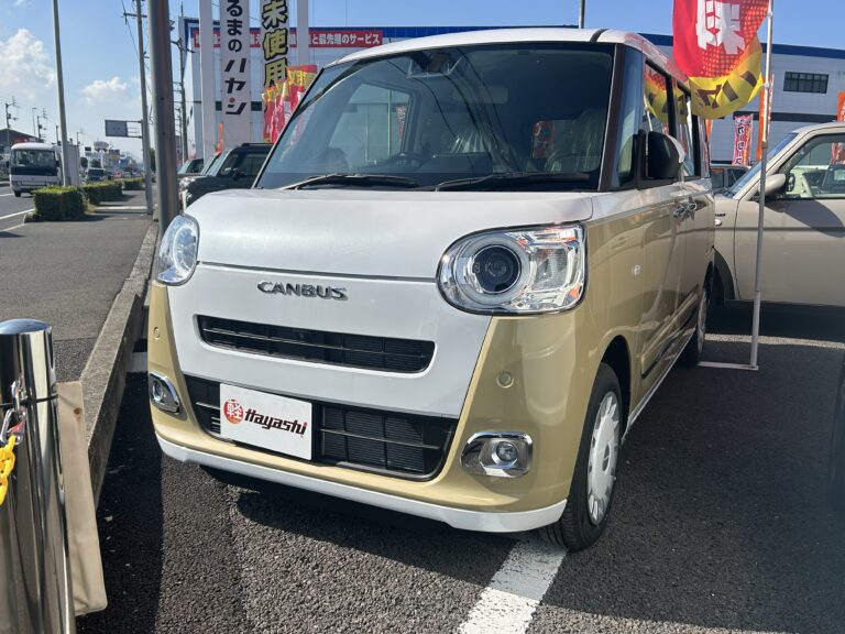 ダイハツ ムーヴキャンバス ストライプスG 届出済未使用車 走行距離10km以下 車検1年以上あり 車台番号884