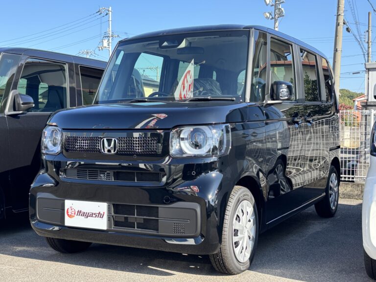 ホンダ N-BOX 届出済未使用車 走行距離10km以下 車検1年以上あり 車台番号693