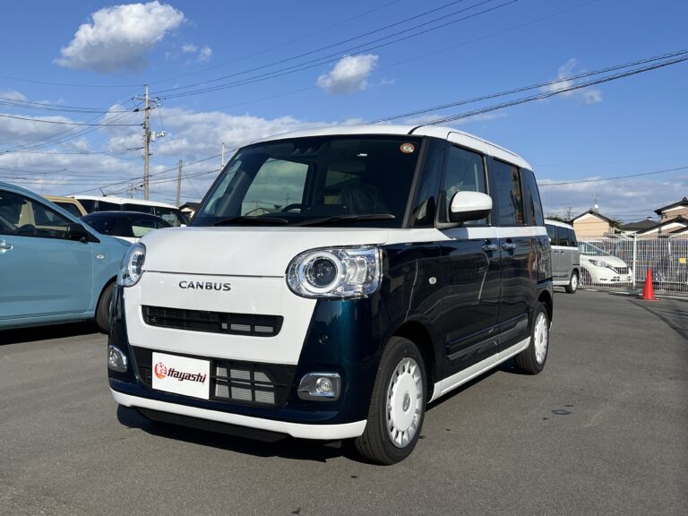 ダイハツ ムーヴキャンバス ストライプスG eco IDLE非装着車 届出済未使用車 走行距離10km以下 車検1年以上あり 車台番号681