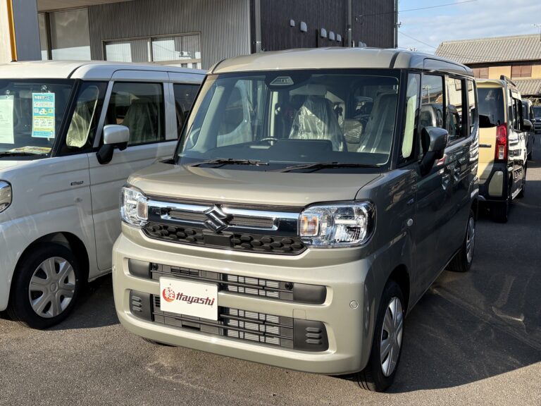 スズキ スペーシア HYBRID G 届出済未使用車 走行距離10km以下 車検1年以上あり 車台番号693