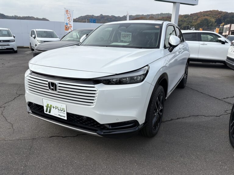 ホンダ ヴェゼル e:HEV Z 中古車 走行距離10km以下 車検1年以上あり 車台番号842