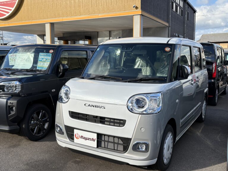 ダイハツ ムーヴキャンバス ストライプスG 届出済未使用車 走行距離1,000km以下 車検1年以上あり 車台番号873