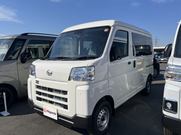 ダイハツ ハイゼット デラックス 届出済未使用車 走行距離10km以下 車検1年以上あり 車台番号367
