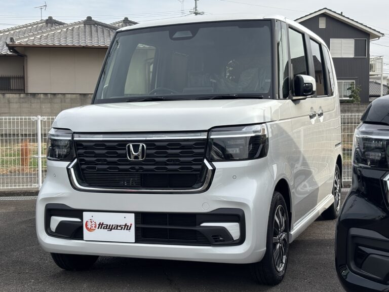 ホンダ N-BOX カスタム 届出済未使用車 走行距離10km以下 車検1年以上あり 車台番号967