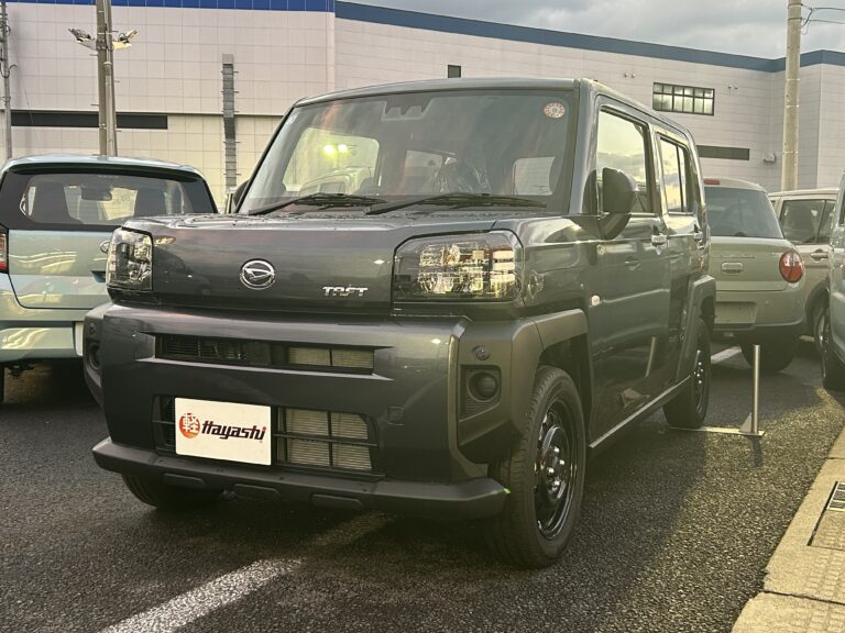 ダイハツ タフト X 届出済未使用車 走行距離10km以下 車検1年以上あり 車台番号979