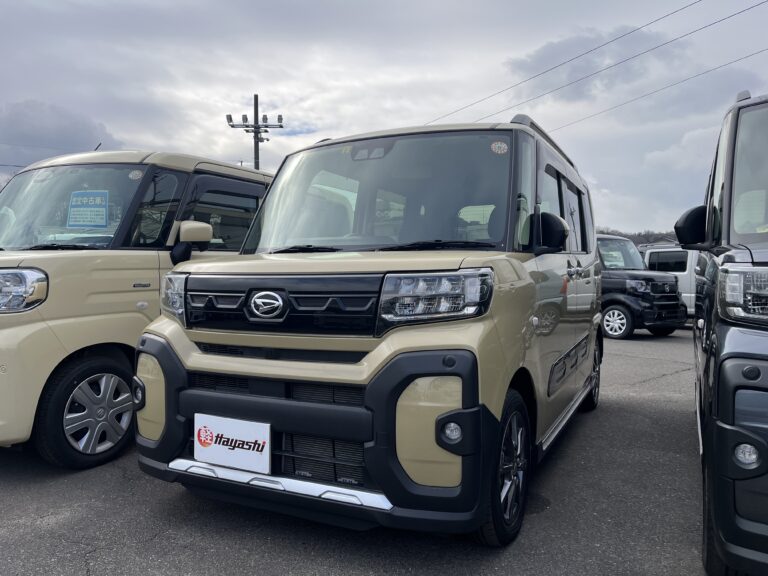ダイハツ タントファンクロス 中古車 車検1年以上あり 車台番号439