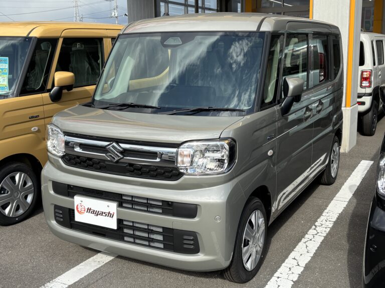 スズキ スペーシア HYBRID G 届出済未使用車 走行距離10km以下 車検1年以上あり 車台番号845