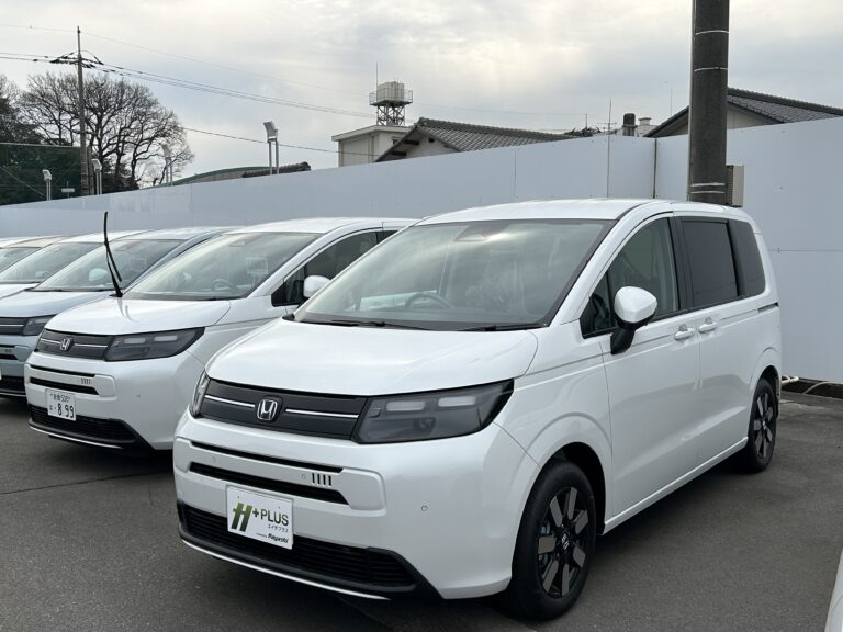 ホンダ フリード AIR EX 6人 中古車 走行距離10km以下 車検1年以上あり 車台番号846