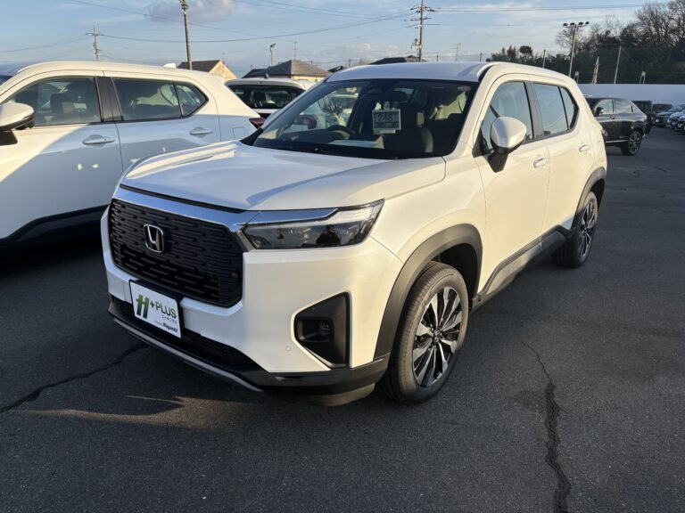 ホンダ WR-V Z 中古車 走行距離1,000km以下 車検1年以上あり 車台番号051