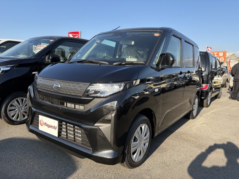 ダイハツ ムーヴ X 届出済未使用車 走行距離10km以下 車検整備付 車台番号479