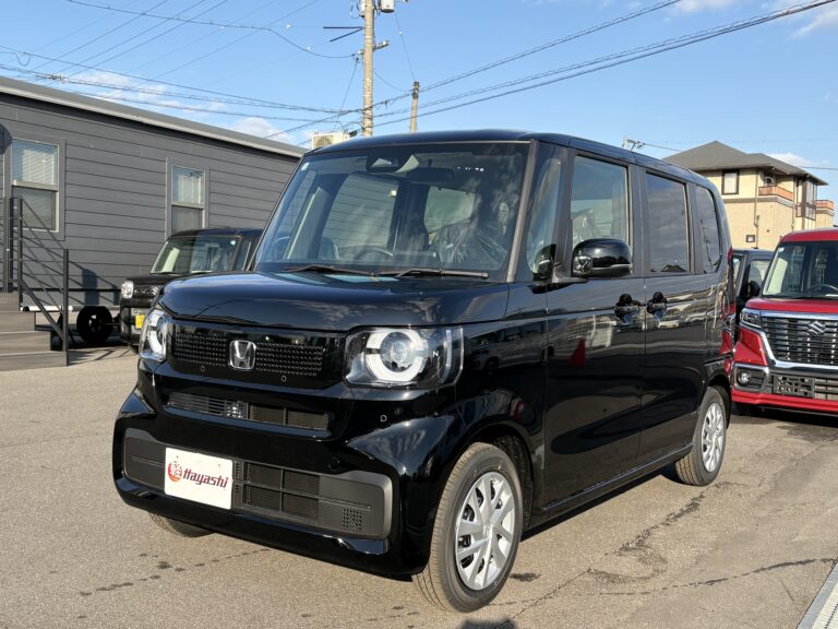 ホンダ N-BOX 届出済未使用車 走行距離10km以下 車検1年以上あり 車台番号816