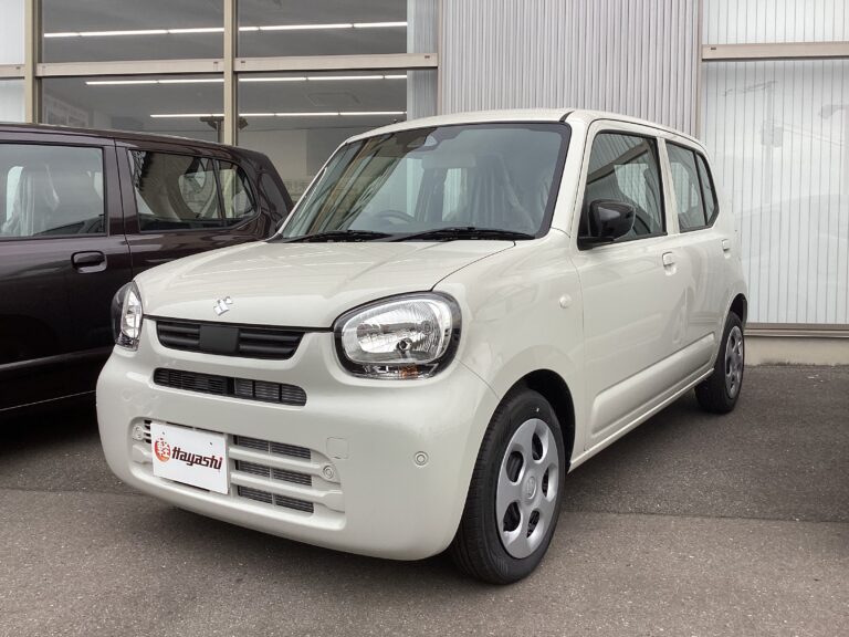 スズキ アルト L 届出済未使用車 走行距離10km以下 車検1年以上あり 車台番号895