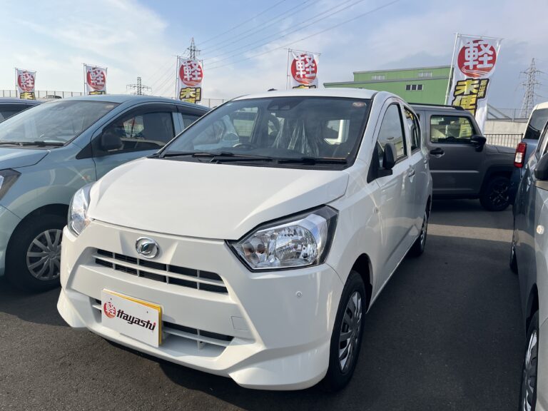 ダイハツ ミライース L SA Ⅲ 届出済未使用車 走行距離10km以下 車検1年以上あり 車台番号630