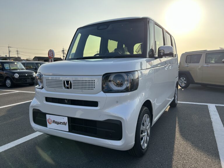 ホンダ N-BOX 届出済未使用車 走行距離10km以下 車検1年以上あり 車台番号610