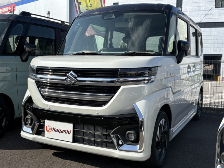 スズキ スペーシア カスタム HYBRID XS 届出済未使用車 走行距離10km以下 車検1年以上あり 車台番号611
