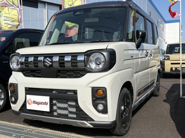 スズキ スペーシアギア HYBRID XZ 届出済未使用車 走行距離10km以下 車検1年以上あり 車台番号392