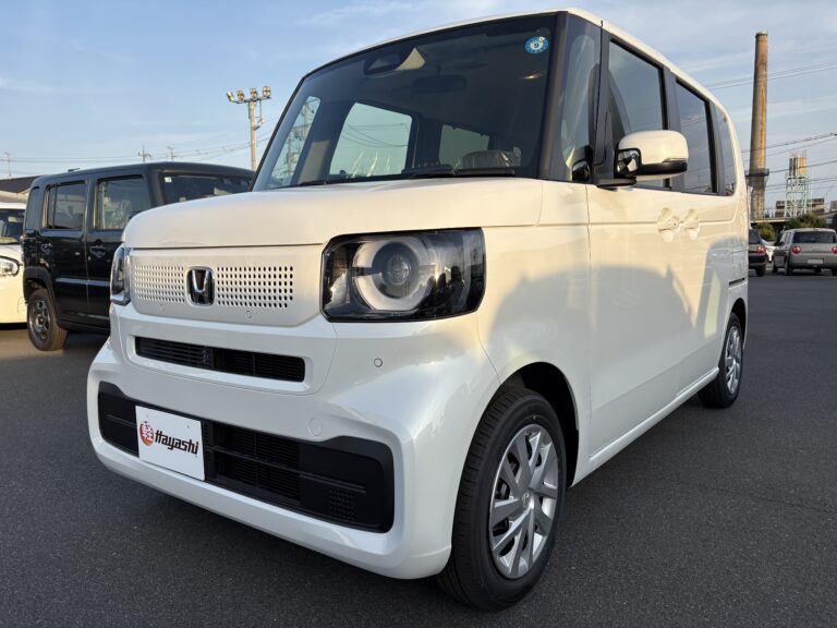 ホンダ N-BOX 届出済未使用車 走行距離1,000km以下 車検1年以上あり 車台番号102