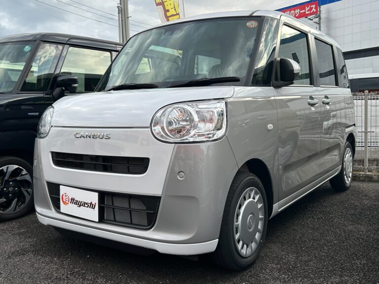 ダイハツ ムーヴキャンバス ストライプスX 届出済未使用車 走行距離10km以下 車検1年以上あり 車台番号474