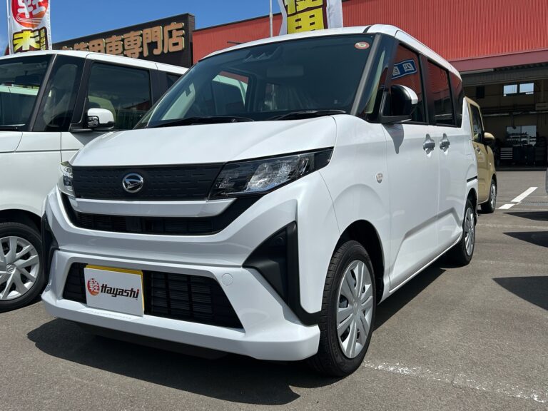 ダイハツ ムーヴ X 届出済未使用車 走行距離10km以下 車検整備付 車台番号231