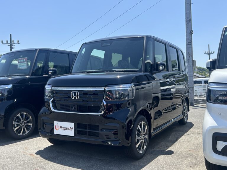 ホンダ N-BOX カスタム 届出済未使用車 中古車 走行距離10km以下 車検1年以上あり 車台番号106