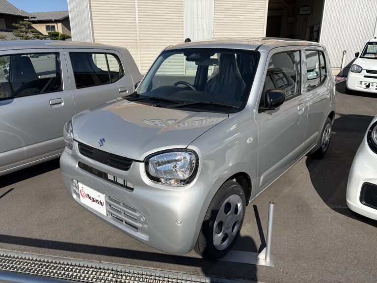 スズキ アルト L 届出済未使用車 中古車 走行距離10km以下 車検1年以上あり 車台番号379