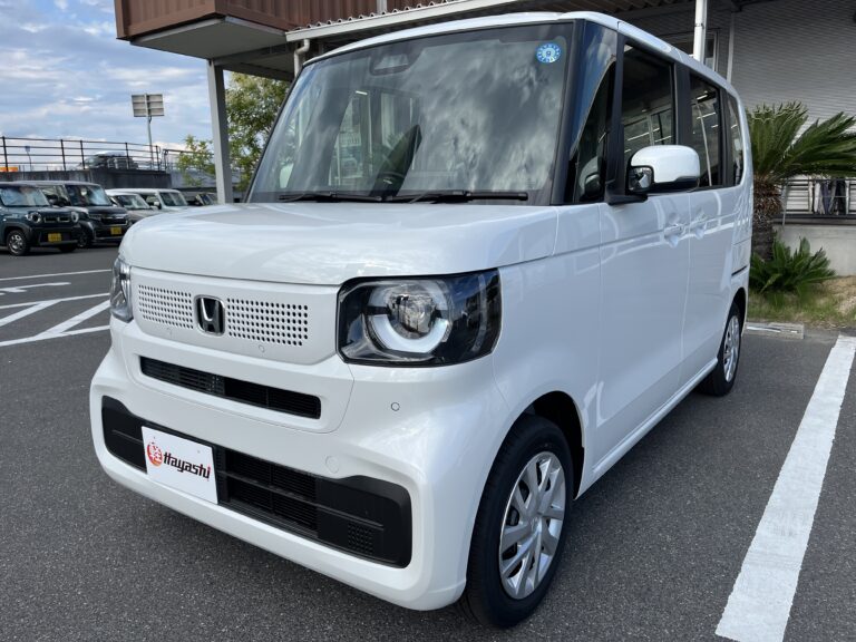 ホンダ N-BOX 届出済未使用車 中古車 走行距離3km 159.9万円 プラチナホワイトパール 車台番号524