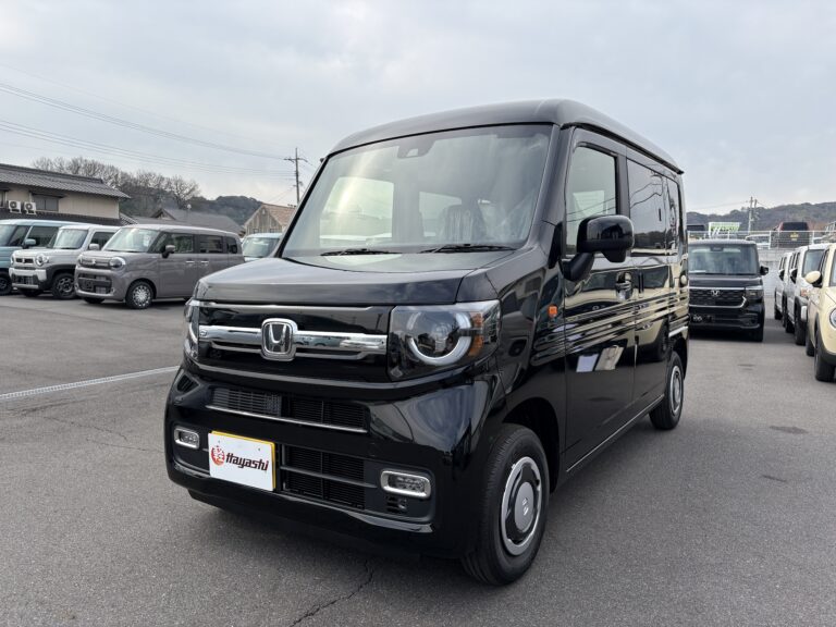 ホンダ N-VAN FUN 届出済未使用車 中古車 走行距離4km 169.9万円 ナイトホークブラックパール 車台番号015
