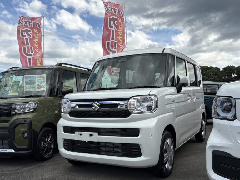 スズキ スペーシア HYBRID G 届出済未使用車 中古車 走行距離4km 149.8万円 ピュアホワイトパール 車台番号816
