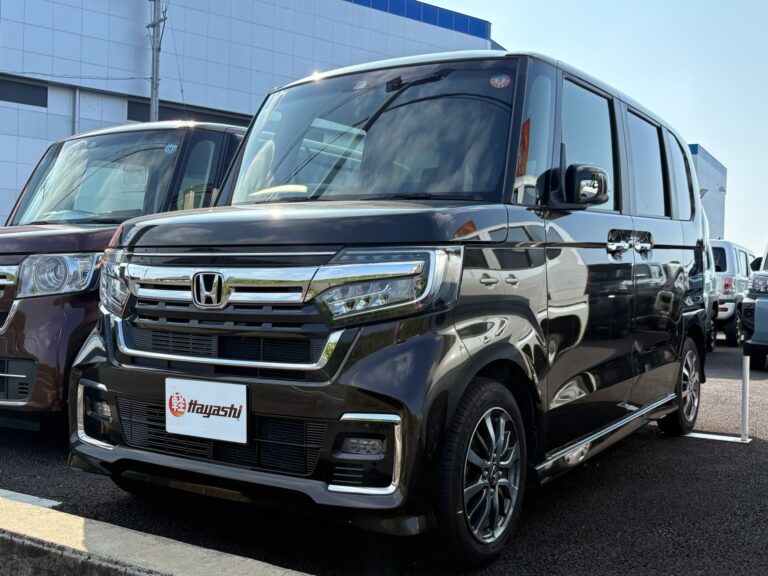 ホンダ N-BOX カスタム L 中古車 走行距離56,005km 119.9万円 プレミアムグラマラスブロンズパ 車台番号490