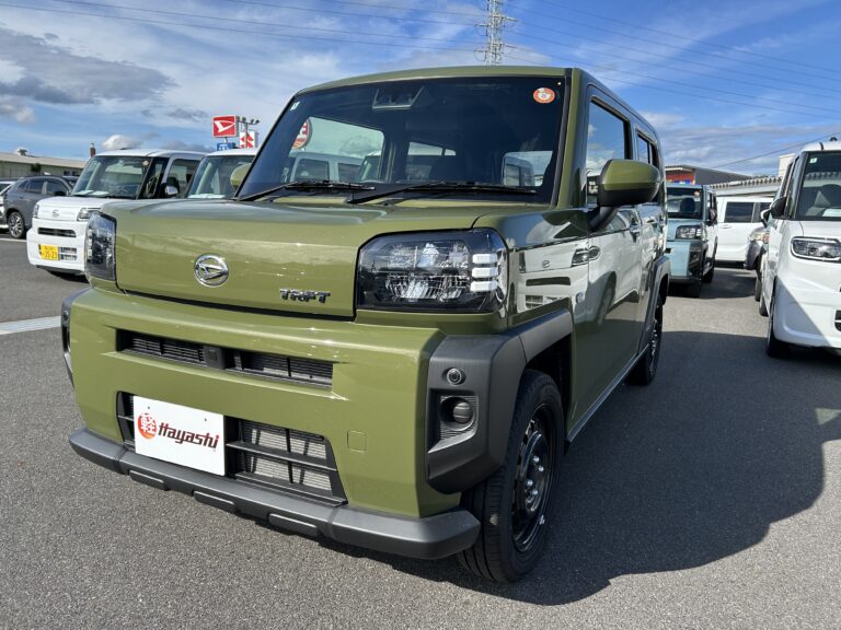 ダイハツ タフト X 中古車 走行距離4,048km 129.9万円 フォレストカーキメタリック 車台番号165