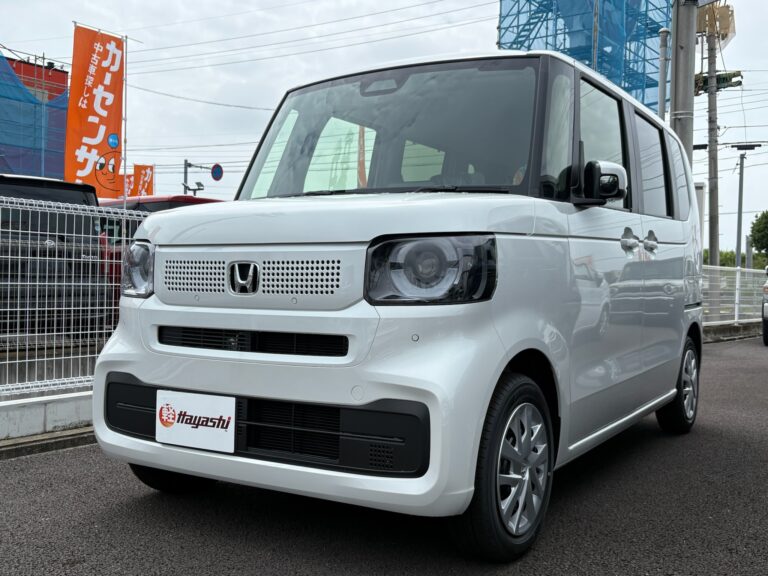 ホンダ N-BOX 届出済未使用車 中古車 走行距離3km 159.9万円 プラチナホワイトパール 車台番号560