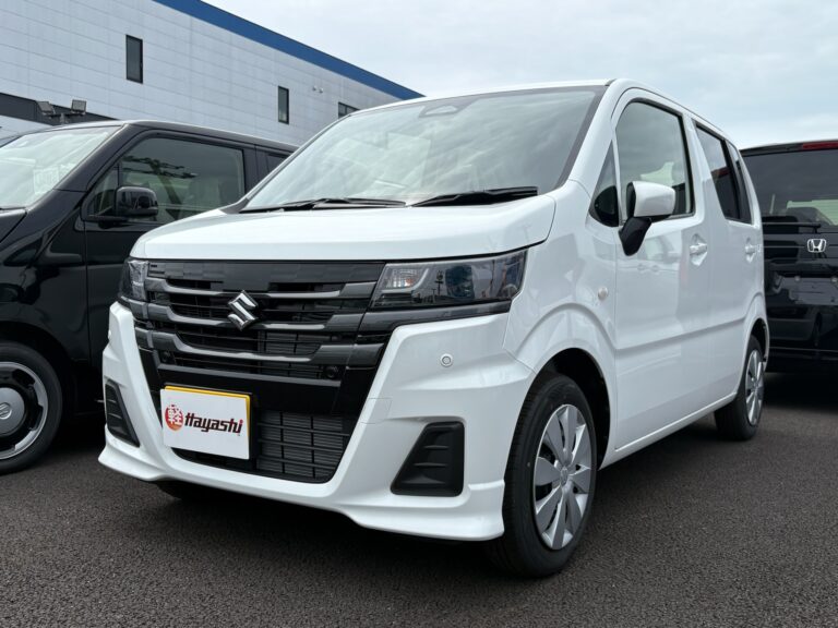 スズキ ワゴンR ZL 届出済未使用車 中古車 走行距離5km 144.9万円 ホワイト 車台番号234