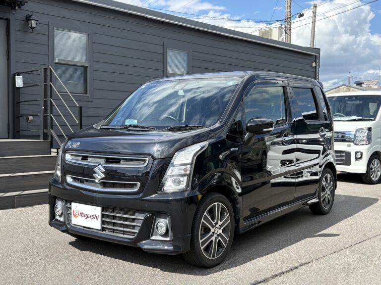 スズキ ワゴンR スティングレー HYBRID T 中古車 走行距離56,466km 109.9万円 ブルーイッシュブラックパール3 車台番号382
