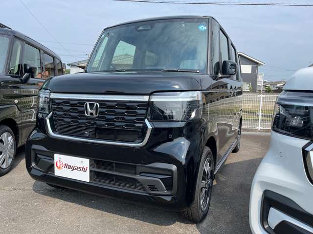 ホンダ N-BOX カスタム 届出済未使用車 中古車 走行距離3km 179.9万円 クリスタルブラックパール 車台番号876