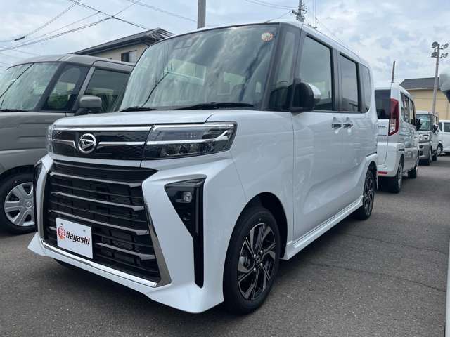ダイハツ タント カスタムX 届出済未使用車 中古車 走行距離5km 179.9万円 シャイニングホワイトパール 車台番号747