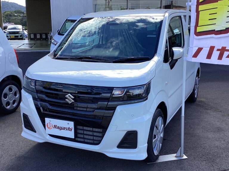 スズキ ワゴンR ZL 届出済未使用車 中古車 走行距離4km 129.9万円 ホワイト 車台番号420