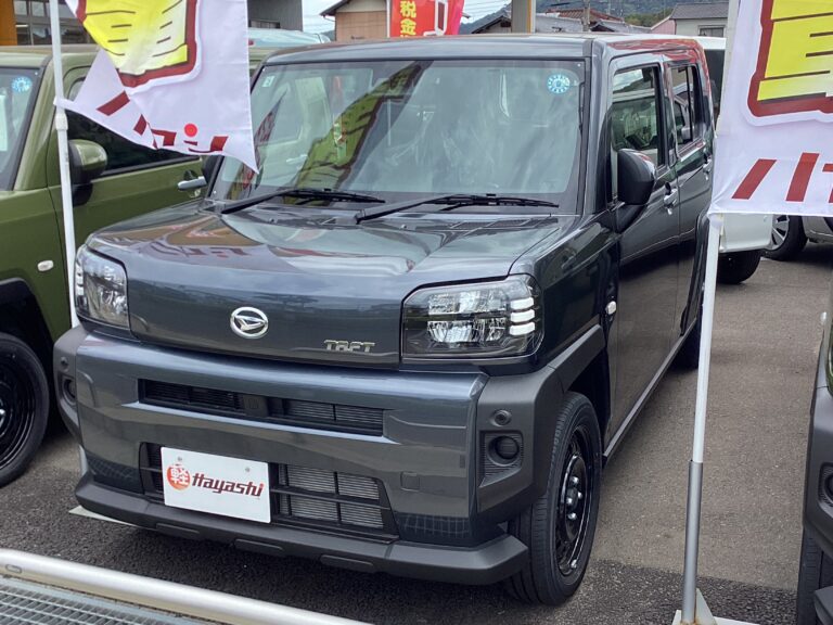 ダイハツ タフト X 届出済未使用車 中古車 走行距離7km 139.9万円 クロムグレーメタリック 車台番号372